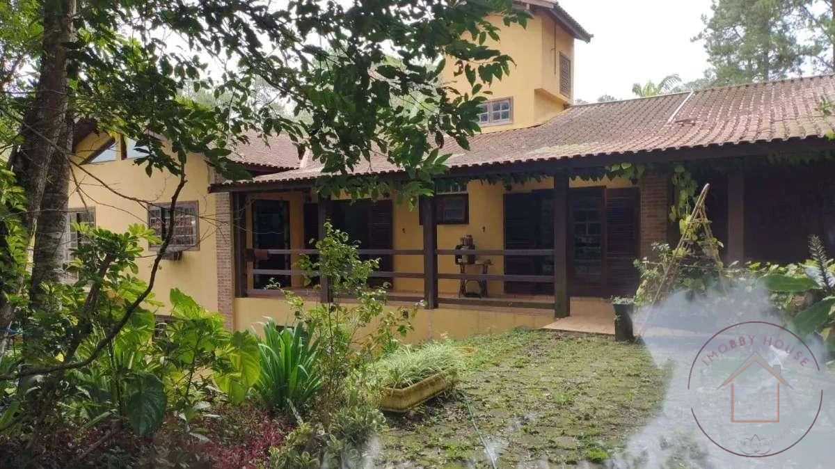 Casa de condomínio à venda em Cotia, Pinheiros Tênis Village, com 2 quartos, 219m² - Imobby House