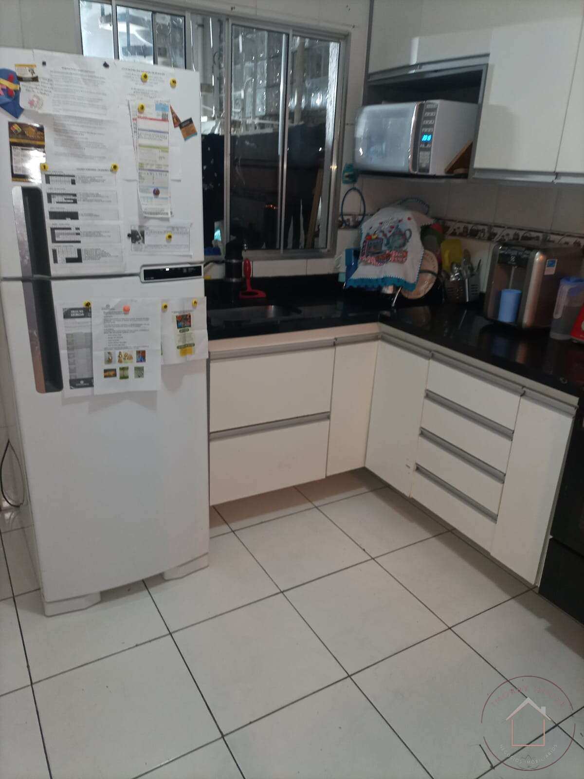 Sobrado com edícula (lavanderia no térreo e suíte no piso superior) - 3 Dorm (sendo 1 suíte), 1 vaga para carro e moto! - Imobby House