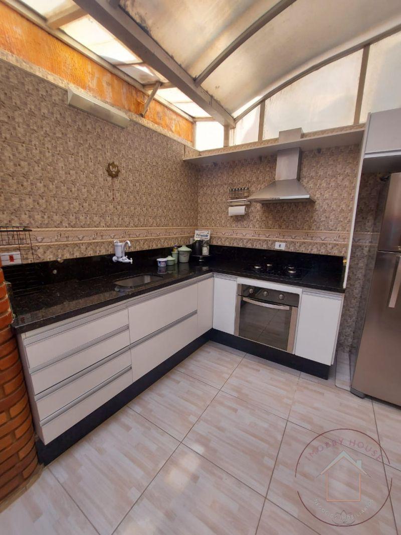 Casa em Condomínio Fechado – Horto do Ipê •  2 Quartos (possibilidade de 3 Quartos) •  Churrasqueira •  Vaga Coberta