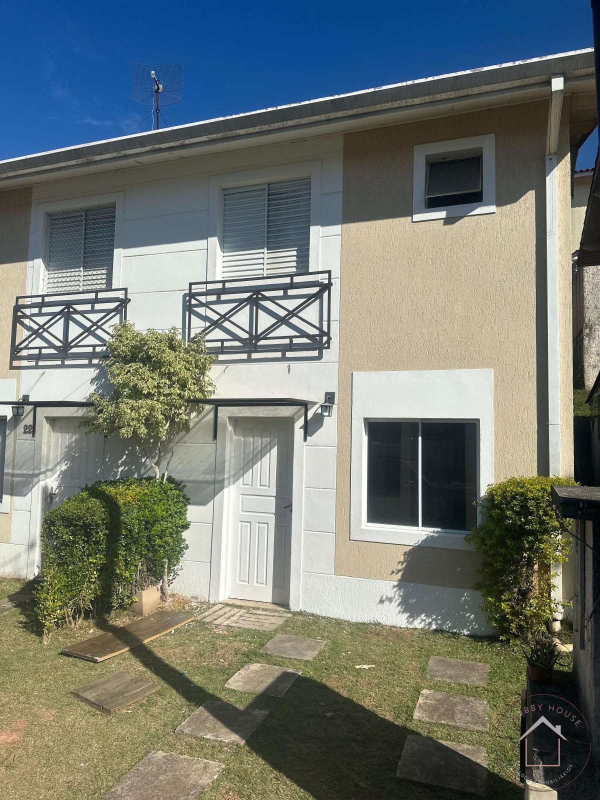 Casa geminada à venda em Cotia, Chácara Canta Galo, com 2 quartos, 60m²