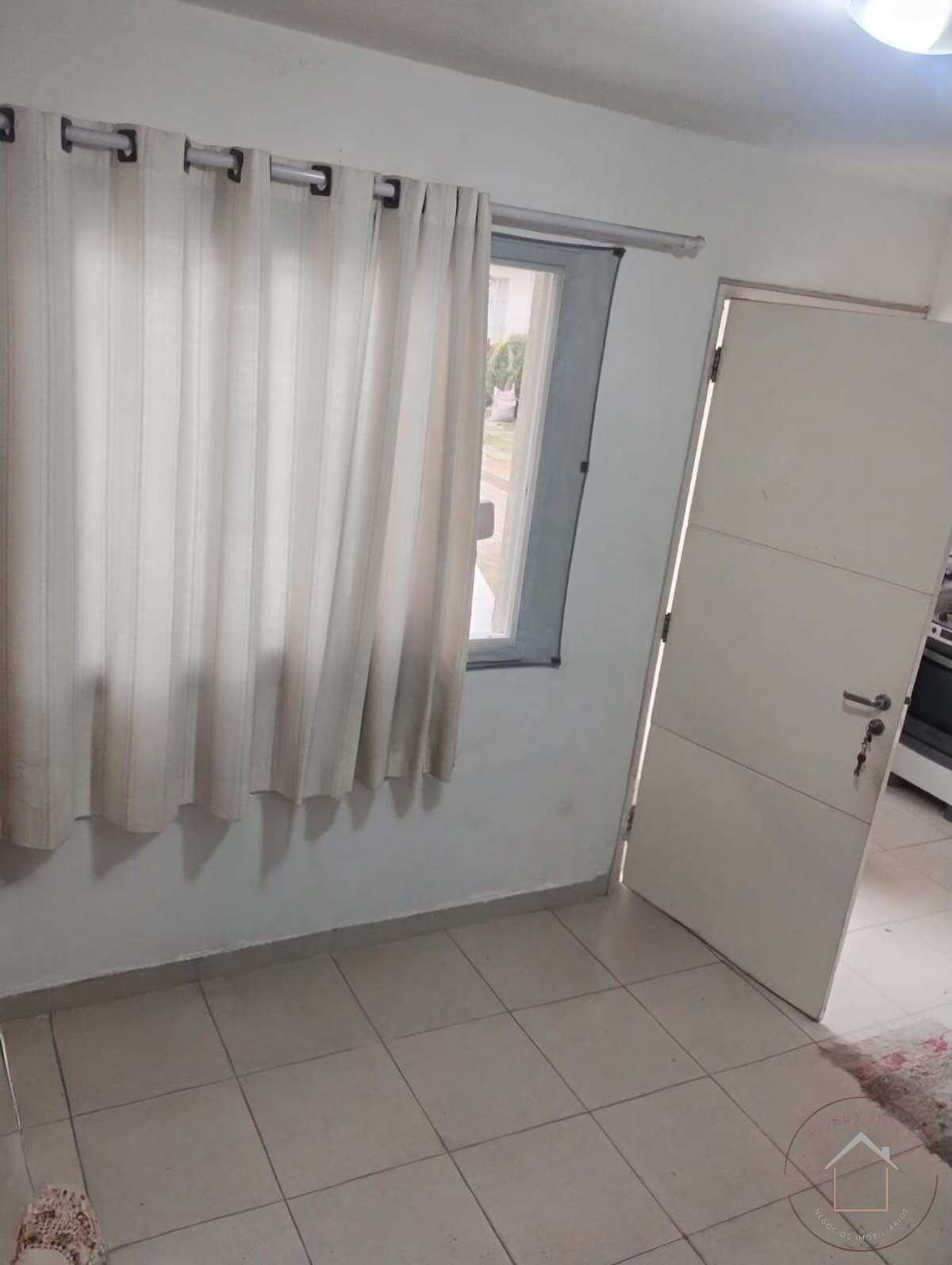 Sobrado em condomínio à venda, no Condomínio Manacá em São Paulo, Parque Maria Helena, com 2 quartos, 50m²