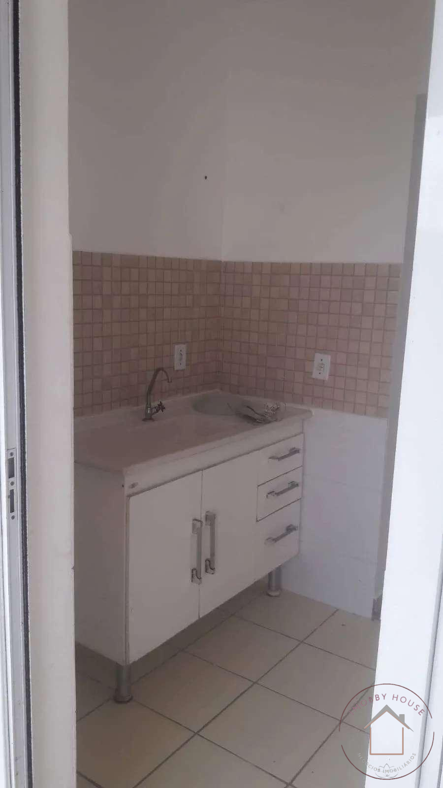 Sobrado em condomínio à venda em Cotia, Centro (Caucaia do Alto), com 2 quartos, 49m²
